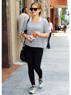 Celeb Tips! Fitness Guru Harley Pasternak Dishes on Hilary Duff’s Workout Routine